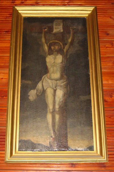 Wnętrze kościoła - obraz Chrystusa ukrzyżowanego (pochodzący rzekomo ze zboru kalwińskiego) [2006 r.]. Foto W. Cichecki.